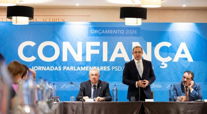 José Manuel Bolieiro diz que o momento é para servir os Açores e não para politiquices