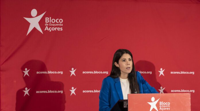 Mariana Mortágua destaca o importante papel do Bloco nos Açores no combate aos negócios rentistas dos governo do PS e do PSD