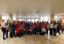 Dia Internacional das Pessoas com Deficiência | ALRAA comemora data com ornamentação da árvore de Natal