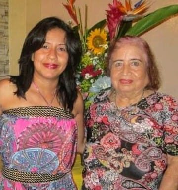 Peixeira do Fayal Kompra torna-se escritora