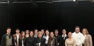 Violência no namoro | 12.º ano D da ESMA simula julgamento