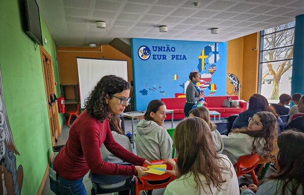 “Direitos Humanos e Dignidade das Vítimas” – Município da Horta e UMAR promoveram ação de sensibilização
