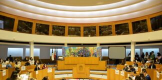 Parlamento dos Jovens – Luís Garcia apela à responsabilidade dos jovens para fortalecer as conquistas de Abril
