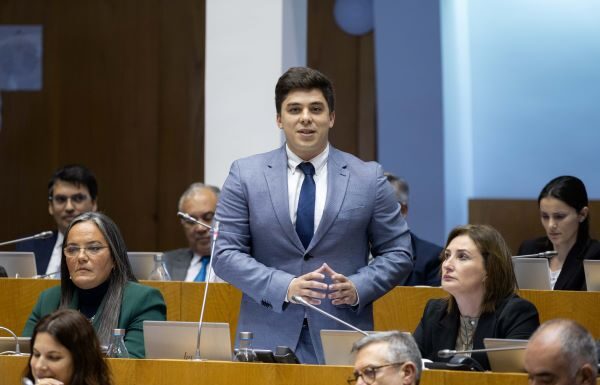 Programa QUALIFICA.Superior está a contribuir para fixar jovens talentos nos Açores