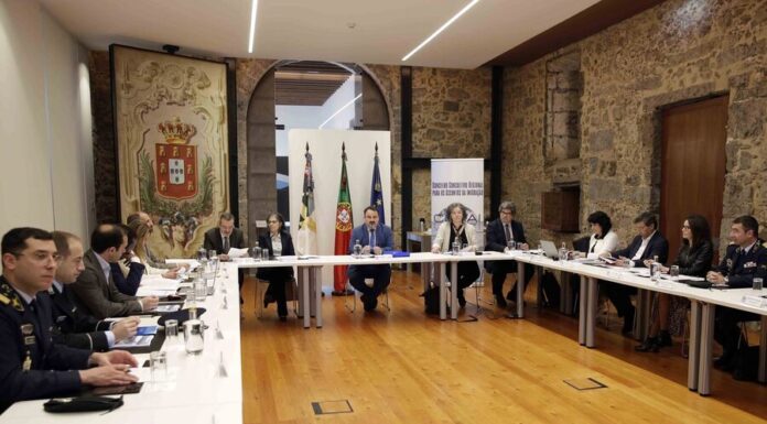 Aprovado “Guia da Contratação de Cidadãos Estrangeiros nos Açores”, anuncia Paulo Estêvão