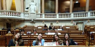 Presidente da Assembleia felicita prestação dos alunos açorianos do ensino básico na sessão nacional do Parlamento dos Jovens