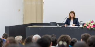 Berta Cabral enaltece interação da Universidade dos Açores com Governo e privados na procura de soluções para o progresso