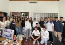 ESMA | Alunos do Curso Técnico de Desporto visitam a redação do Tribuna das Ilhas
