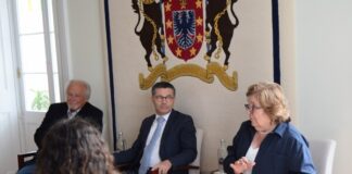 Presidente da Assembleia Legislativa apela aos jovens a defesa contínua dos direitos e valores do 25 de Abril