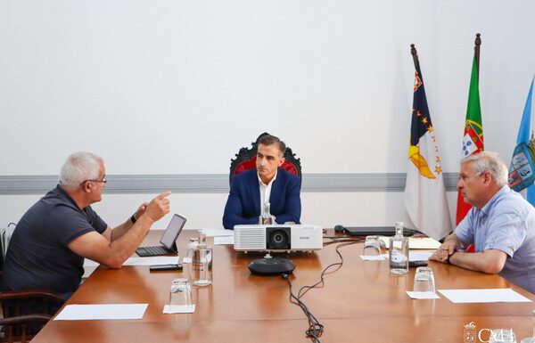 Transportes Marítimos de Mercadorias | Câmara da Horta vai apresentar queixa à Autoridade da Mobilidade e dos Transportes