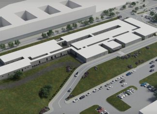 Solução para hospital modular desenvolvida com base em conhecimento técnico e científico, destaca José Manuel Bolieiro