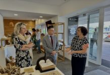 Presidente da Assembleia Legislativa enaltece papel vital do Azores in a Box na promoção do artesanato açoriano