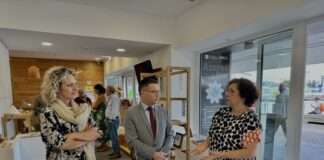 Presidente da Assembleia Legislativa enaltece papel vital do Azores in a Box na promoção do artesanato açoriano