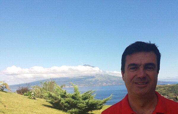 Mário Pereira, presidente do Clube de Ténis do Faial | A cobertura dos campos é sem dúvida a nossa maior carência