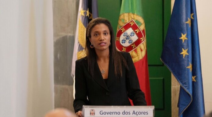 Governo dos Açores atribui 450 bolsas de estudo para apoio a estudantes do Ensino Superior
