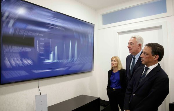 Vice-Presidente do Governo congratula-se com criação do Grupo de Projeto Anel Interilhas