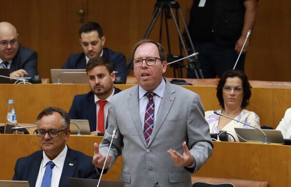 CHEGA QUER SABER SE BENEFICIÁRIOS DO RSI ESTÃO INSCRITOS NOS CENTROS DE EMPREGO
