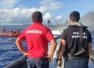 Auxiliados sete tripulantes de veleiro com incêndio a bordo ao largo de Vila Franca do Campo na ilha de São Miguel