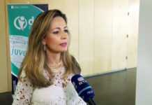 Jovens açorianos recebem “Cheque-Livro” no valor de 100 euros