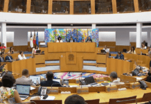 Sessão Plenária de setembro | Coligação consegue alterar carreira docente e PS denuncia falhas no arranque no ano letivo