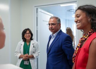 Opção por hospital modular “permitiu dar capacidade de resposta com dignidade e alta capacidade”, afirma José Manuel Bolieiro