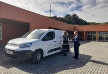 Centro Comunitário do Divino Espírito Santo | Governo Regional entrega viatura para apoio domiciliário