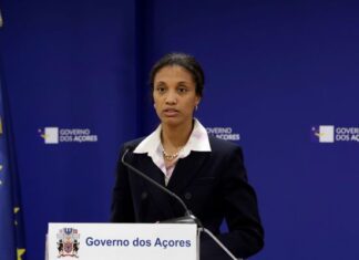 Rastreio do cancro de mama | Governo Regional pretende adquirir duas unidades móveis