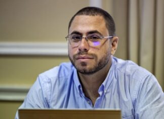 Clubes açorianos prejudicados com imposição de teto máximo no Subsídio Social de Mobilidade, alerta PS/Açores Russel Sousa