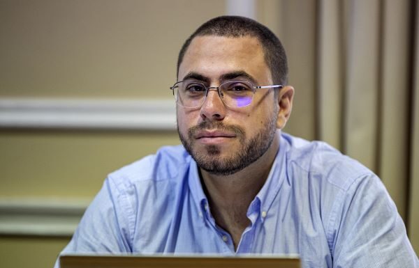 Clubes açorianos prejudicados com imposição de teto máximo no Subsídio Social de Mobilidade, alerta PS/Açores Russel Sousa