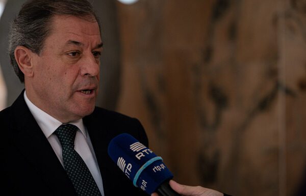 Subsídio Social de Mobilidade | PSD e Chega chumbam audições requeridas pela IL para ouvir Ministro, Finanças, CTT e Agentes de Viagens