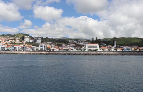 Revista Sábado | Ilha do Faial: um paraíso natural no meio do Atlântico