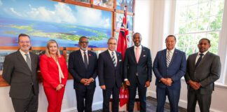 José Manuel Bolieiro promove economia azul e cooperação científica em encontro com governo da Bermuda