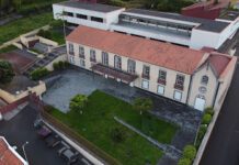 Escola Profissional da Horta | Vários anos depois o bar/refeitório está a “funcionar em pleno”