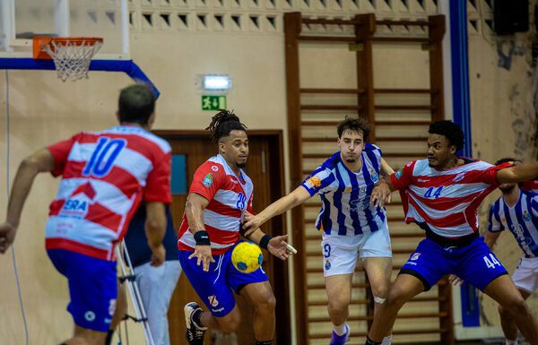 Andebol- 1.ª Divisão | Sporting da Horta perde com o Porto