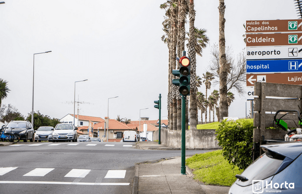 Equipamento rodoviário | Autarquia instalou novos semáforos