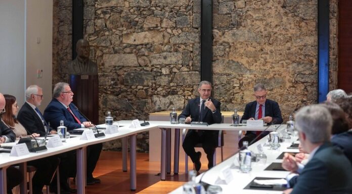 Visitas estatutárias para 2025