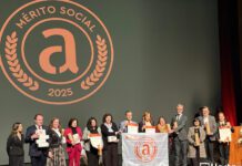 Horta distinguida com bandeira de mérito social