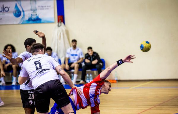 Andebol- 1.ª Divisão | Sporting da Horta derrotado pela Artística de Avanca