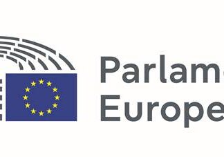 Paulo do Nascimento Cabral junta Comissário da Agricultura com agricultores do sul da Europa