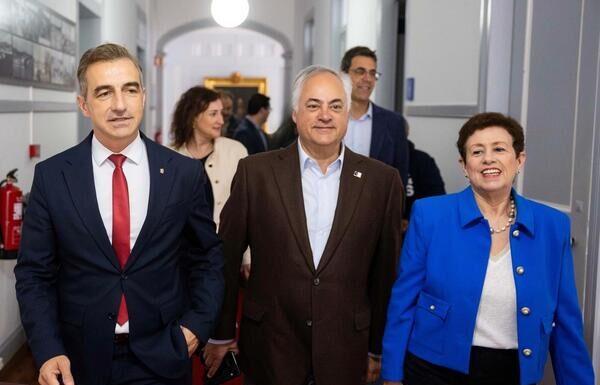 Coligação PSD/CDS/PPM | Paulo Moniz assegura compromisso na ampliação da pista do Aeroporto da Horta