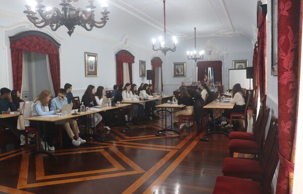 Assembleia Municipal Jovem | Iniciativa decorre pela primeira vez na Horta