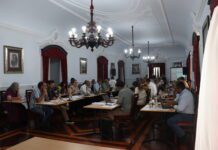 Aprovada moção para reabilitação urgente do Castelo de São Sebastião | Assembleia Municipal da Horta presta homenagem a Papa Francisco