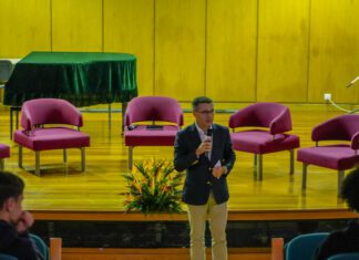 Fixar jovens nos Açores