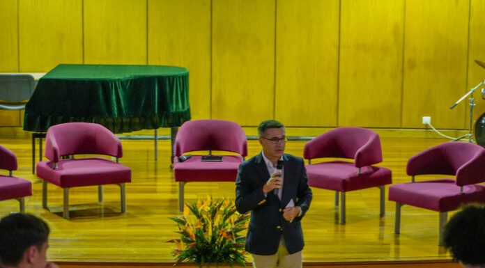 Fixar jovens nos Açores