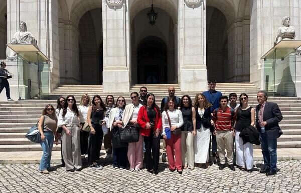 Parlamento dos Jovens