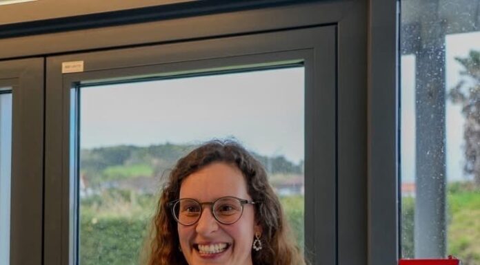 Profissões: Maria Bairos Menezes é Médica no Hospital da Horta | “Gostava que o serviço crescesse e pudesse ter internato específico em Oncologia”