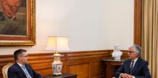 Presidente do Parlamento açoriano reúne com Aguiar-Branco para defender Autonomia, finanças regionais e combate às dependências