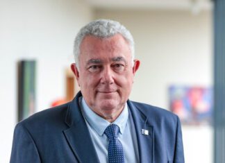Google escolhe novamente os Açores para proceder à amarração de um novo cabo submarino
