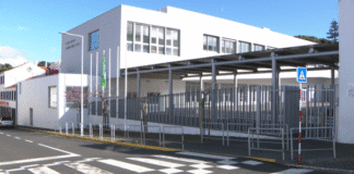 Petição Abertura Antecipada das Instalações da Escola Básica e Integrada António José d’Ávila | “Não se encontram reunidas as condições que permitam a alteração do horário”
