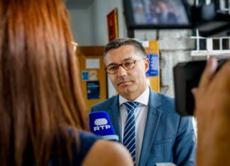 Presidente do Parlamento açoriano dirige missiva a Aguiar-Branco pedindo criminalização urgente de novas drogas sintéticas